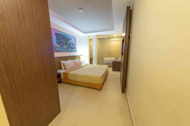 غرفة قياسية بغرفة نوم واحدة مفردة بسرير كوين، FrankieS Hotel 3/6