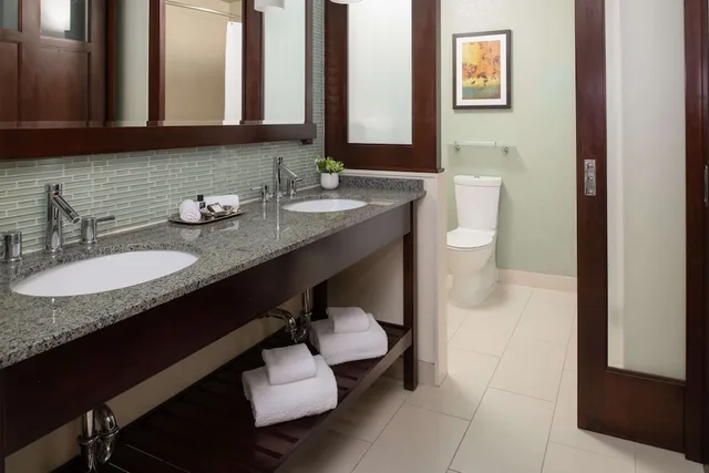 جناح بغرفة نوم واحدة، Toll House Hotel Los Gatos, Tapestry Collection by Hilton 1/2