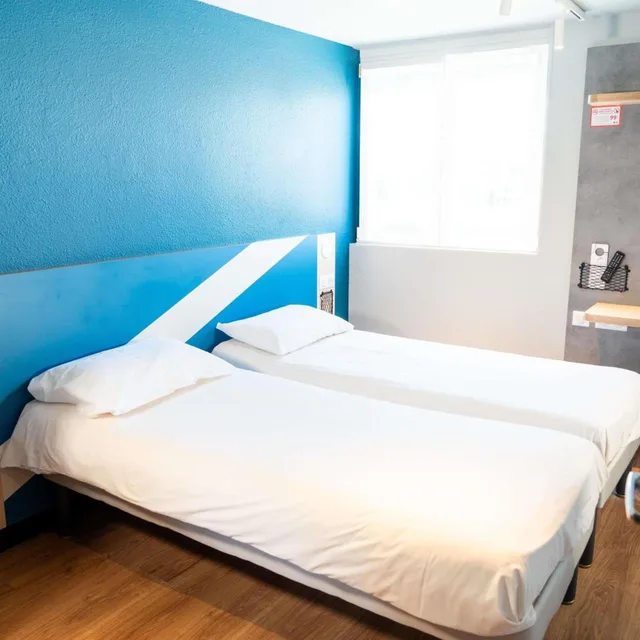 غرفة قياسية بسريرين منفصلين، Ibis Budget Aix En Provence 1/2