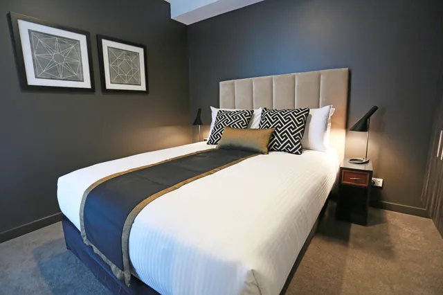 شقة بسريرين كوين بغرفتي نوم، Alex Perry Hotel And Apartments 1/6