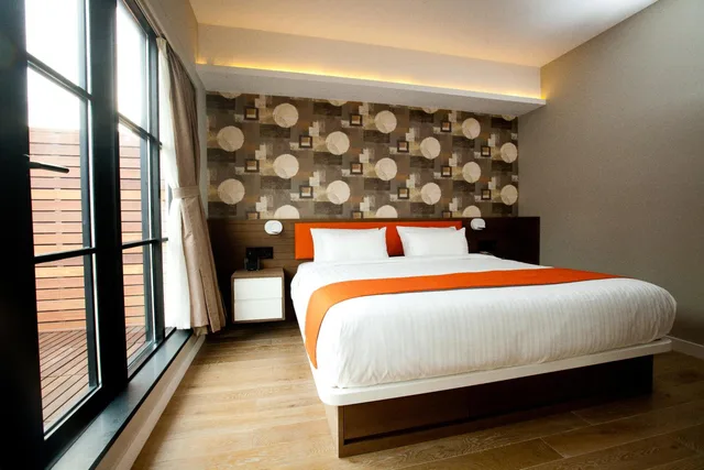 بنتهاوس بسرير كينج بشرفة، NobleDen Hotel 3/10