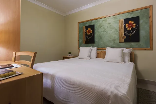 جناح عائلي بسريرين منفصلين مع أريكة، ALEXANDRA HOTEL 1/2