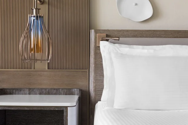 Imperial Club, 2 Queen Beds, Water View، The Royal at Atlantis 3/3