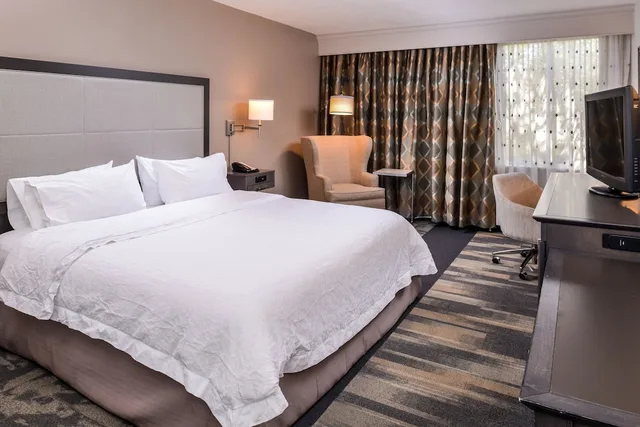 غرفة قياسية بسرير كينج لذوي الإعاقة، Hampton Inn Ft Lauderdale-Plantation 7/10