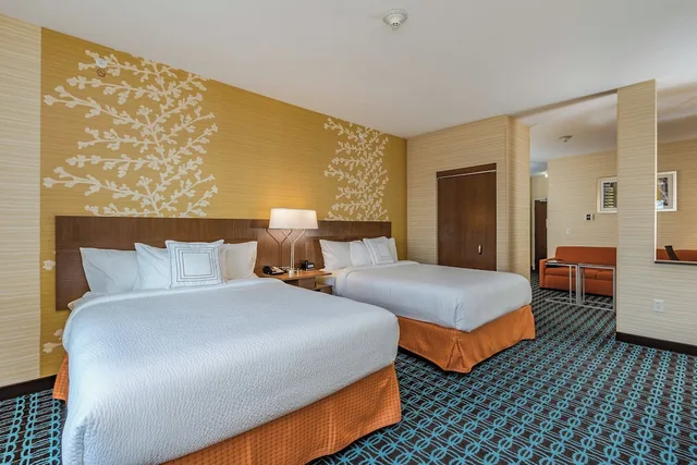Suite, Multiple Beds, Accessible، Fairfield Inn And Suites By Marriott Elkhart 1/2