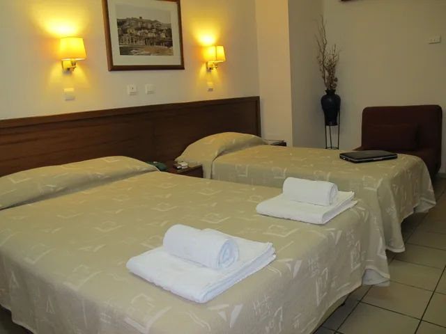 غرفة قياسية ثلاثية، Hotel Solomou Athens 1/6