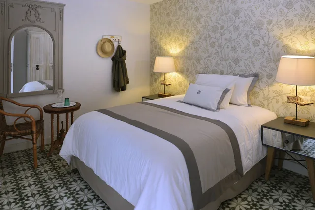 غرفة قياسية بسرير كوين، Casa Goliana La Roma 1/3