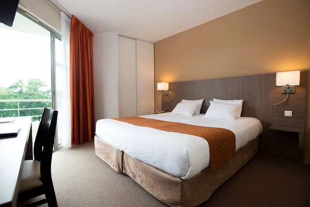 غرفة قياسية بسريرين منفصلين بشرفة، Best Western Sourceo 2/3