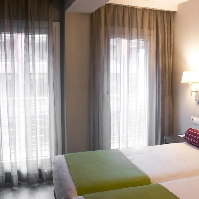 Standard, Single, Mercure Madrid Centro Lope De Vega 7/9