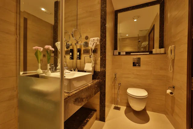 moonlight bliss rooms، Fragrant Nature Munnar 2/4