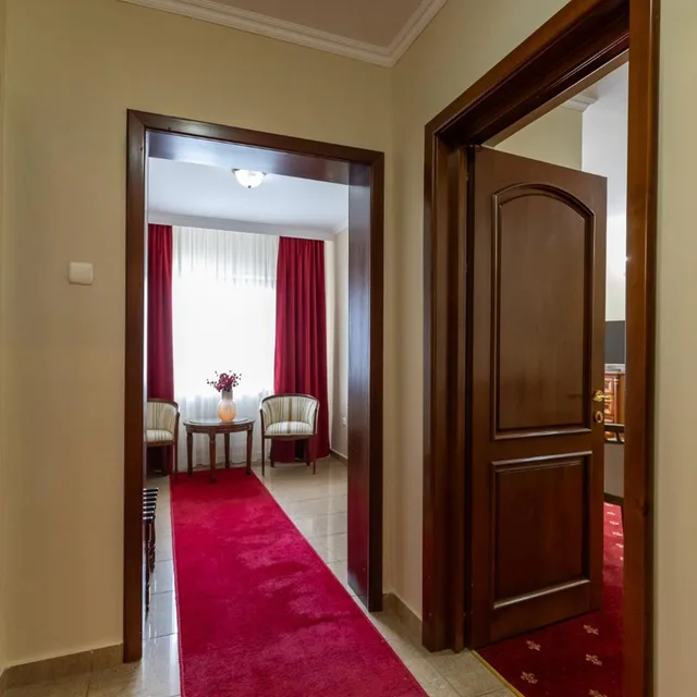 جناح، CAPITOL IASI 6/6