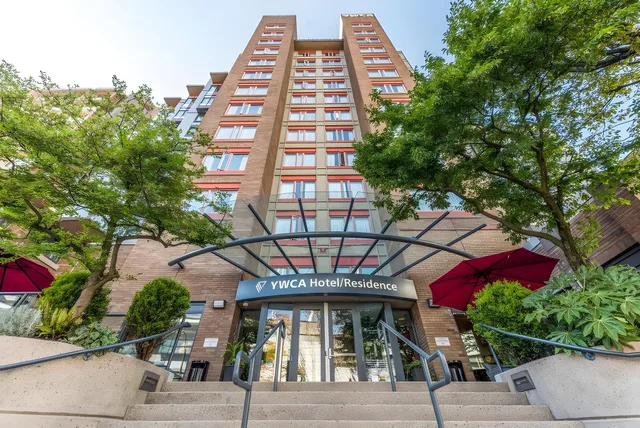 غرفة بحمام مشترك، Hotel Willo 1/2