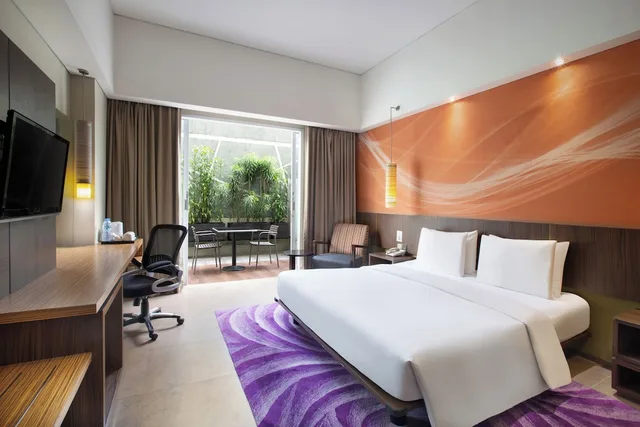 غرفة قياسية بسرير كوين بشرفة لذوي الإعاقة، Holiday Inn Pasteur 2/4