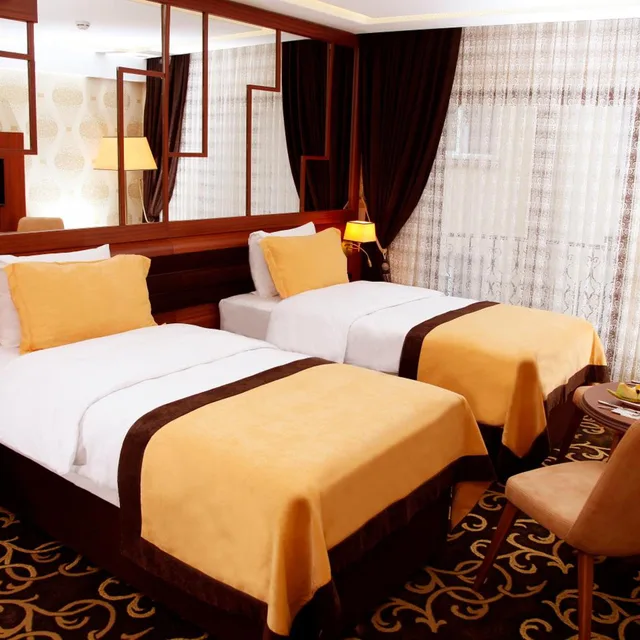 غرفة قياسية بسريرين منفصلين، Grand Vuslat Hotel 1/5