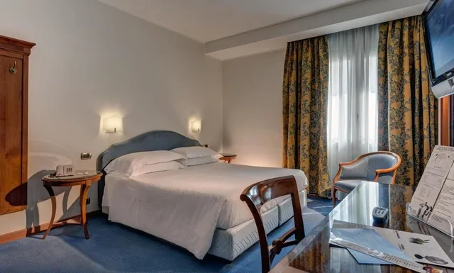 غرفة كلاسيكية مفردة، Hotel Plaza 2/3