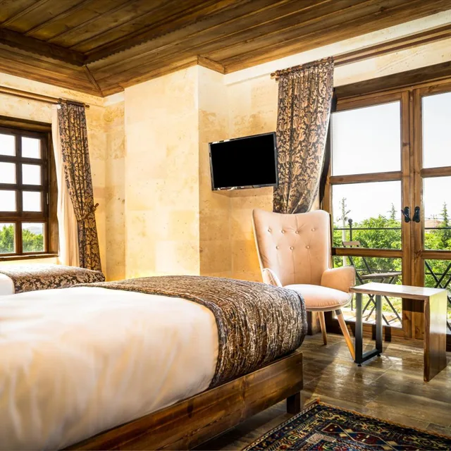 غرفة ديلوكس بسرير مزدوج بشرفة، Flavia Cappadocia Hotel 2/10