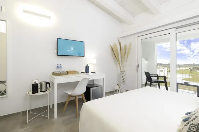 Superior, 1 Queen and 1 Single Bed, Garden Area، S Arena Beach 3/5