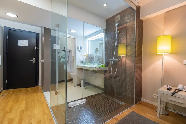 غرفة بريميير بسرير كينج، HOTEL M 7/7