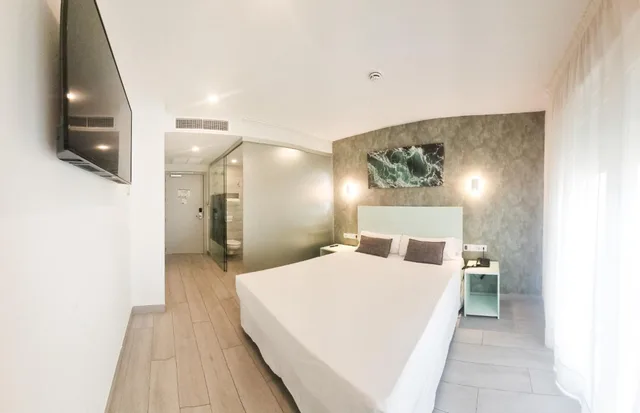 غرفة بسرير مزدوج بشرفة، Hotel Rocamar Benidorm 10/10