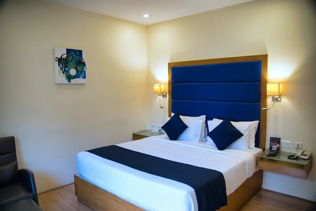 غرفة سوبيريور بسرير كوين بإطلالة على المدينة بغرفة نوم واحدة، The Peerless Inn 1/10