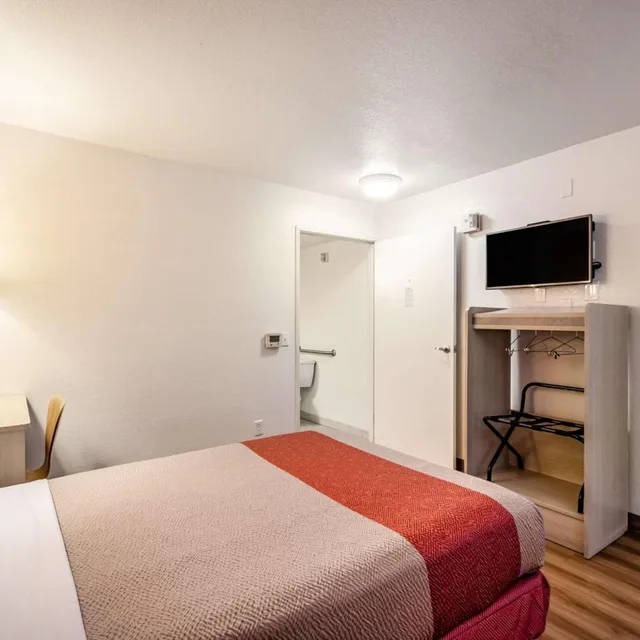 غرفة بسرير كوين، Motel6 Youngtown, AZ - Phoenix - Sun City 8/10