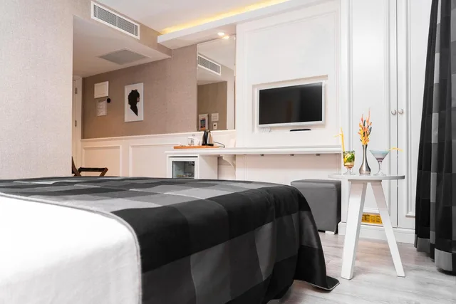 غرفة قياسية بسرير كينج بإطلالة على المدينة، Sky Kamer Boutique Hotel 4/10