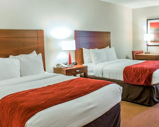 غرفة قياسية بسريرين مزدوجين، Comfort Inn Fayetteville near Fort Bragg 6/8