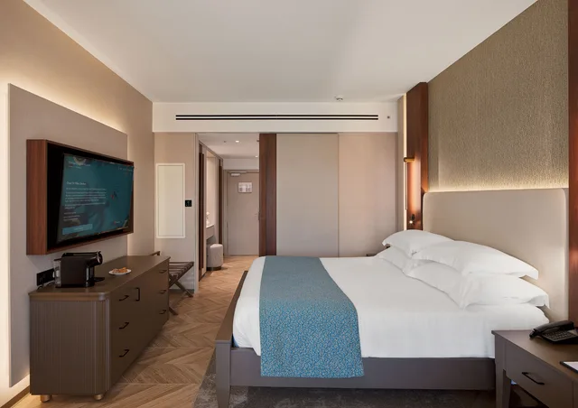 غرفة سوبيريور بسرير مزدوج أو سريرين منفصلين بإطلالة على البحر، Olympic Lagoon Resort Paphos 4/10