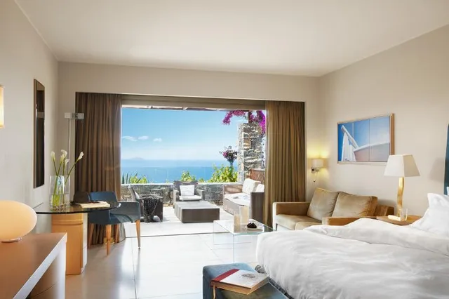 غرفة قياسية، Daios Cove 2/2
