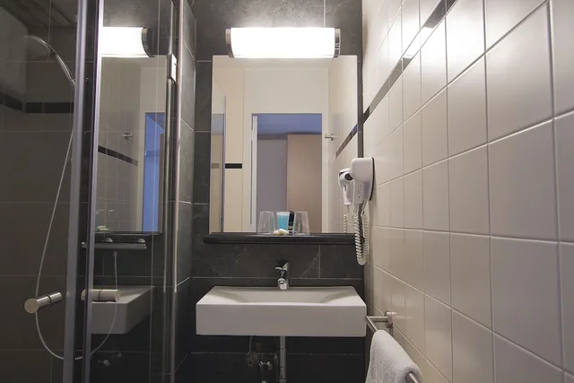 غرفة كومفورت بسرير كينج، Bastion Hotel Schiphol Hoofddorp 3/3