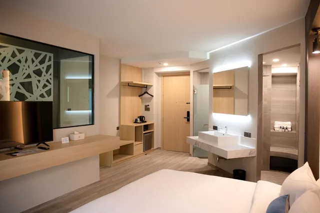 استوديو بسرير كوين، 56 Hotel 4/8