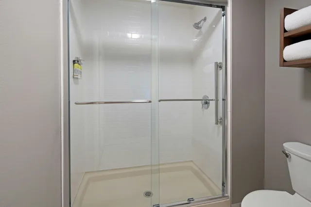 جناح استوديو بسرير كوين، Staybridge Suites Long Beach Airport 5/8