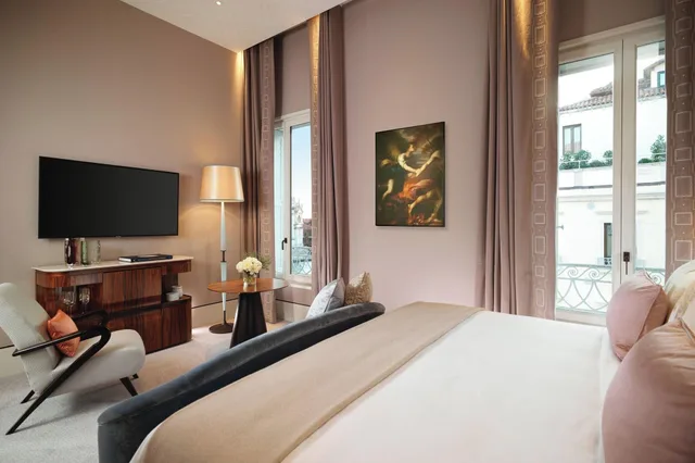 غرفة بسرير مزدوج بإطلالة، The St. Regis Venice 5/6
