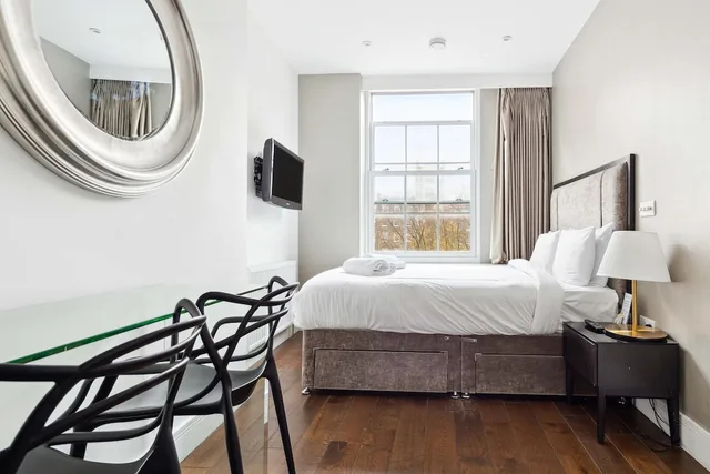 استوديو كلاسيكي بسرير كينج، Valet Apartments Golden Square 2/6