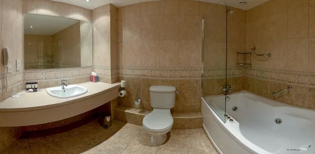 جناح بسرير كينج بجاكوزي، Brook Lodge Boutique Hotel 3/4