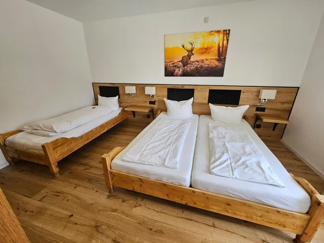 غرفة ثلاثية بسرير فردي، Hotel and Restaurant Tanne 2/8