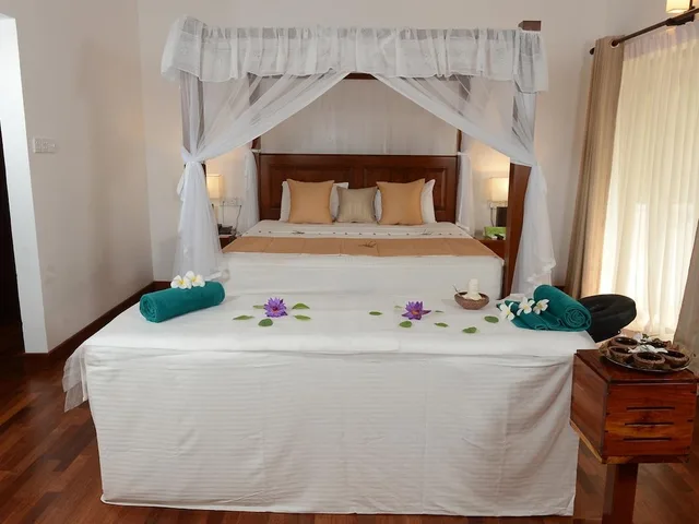 Deluxe, Suite, King Bed, Garden View, Siddhalepa Ayurveda Health Resort 4/10