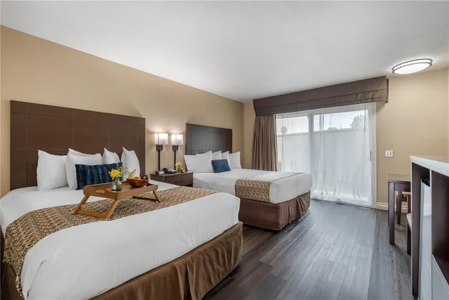 Room, 2 Queen Beds, Patio, Bathtub, Accessible, Best Western Westminster Inn 1/4