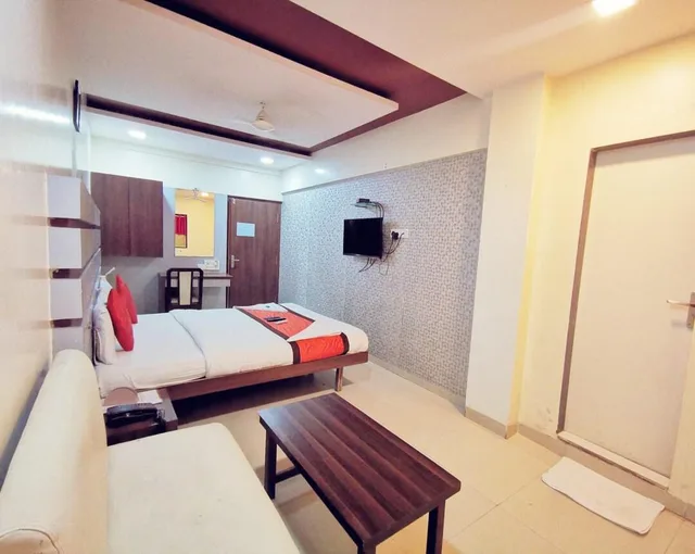 Super, Deluxe, Double Bed، SAI SHARAN STAY INN 1/2