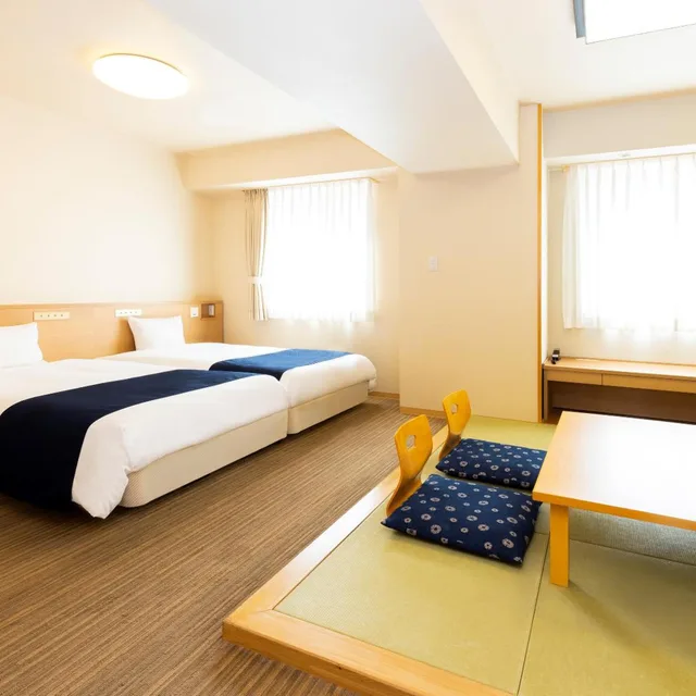 غرفة بأرضية تاتامي، Hotel WBF Grande Asahikawa 1/4