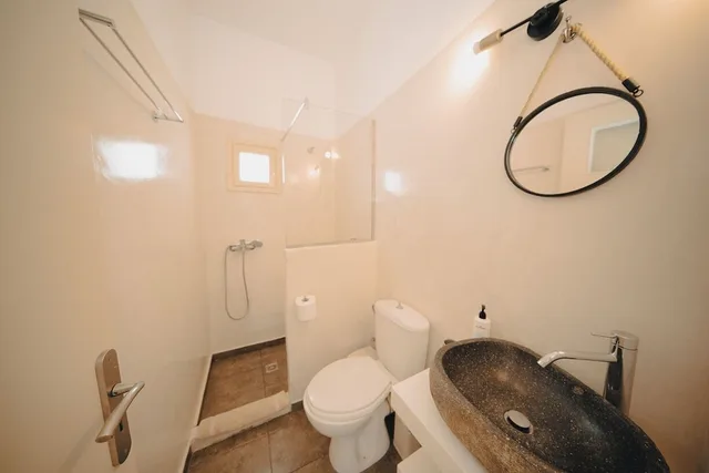 غرفة قياسية بسرير مزدوج بإطلالة على المدينة، Villa Ilias 6/10