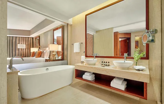 2 Bedrooms, Deluxe, Suite, King Bed, Fairmont Ajman 9/9