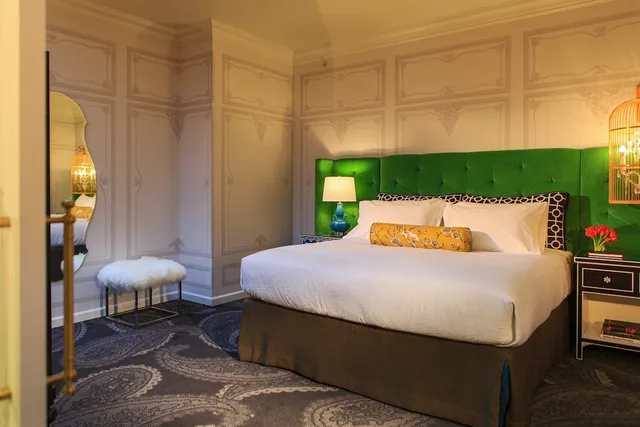 جناح فاخر بسرير كينج بغرفة نوم واحدة لذوي الإعاقة، Kimpton Hotel Monaco Pittsburgh 1/4