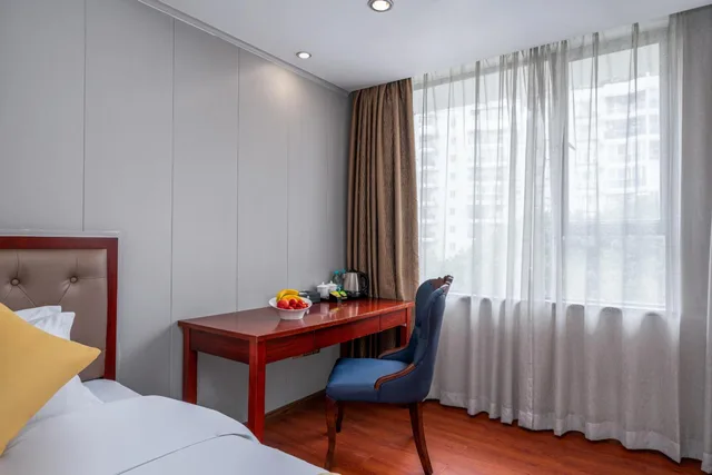 غرفة بزنس بسرير كينج وسرير كوين، Guangzhou Shi Liu Hotel 8/8