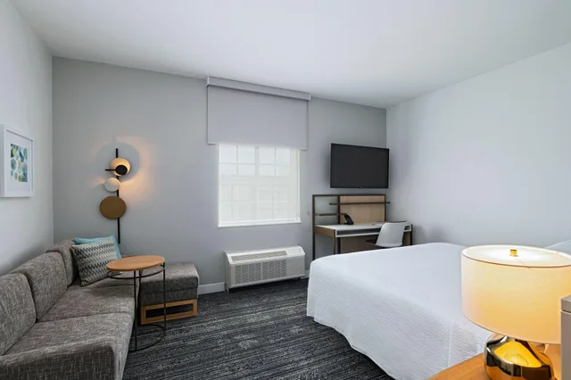 استوديو بسرير كينج لذوي الإعاقة، Woodland Suites (ex. Candlewood Suites Weatherford) 1/2