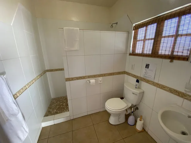 شقة أساسية بسرير كينج وسريرين منفصلين، Lanseria Country Estate 7/8