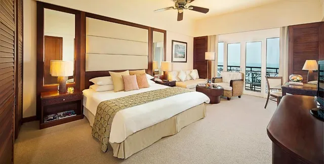 غرفة غراند تنفيذية بسرير كينج، Danat Jebel Dhanna Resort 2/5