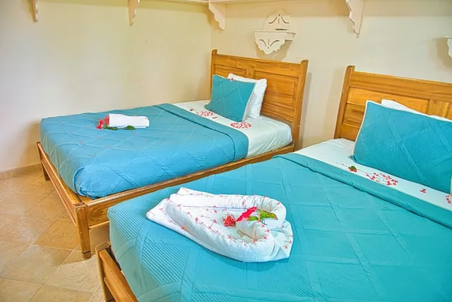 Family, Triple, 3 Double Beds, Ocean Front, Kitchenette، Hotel Villas Las Palmas Al Mar 2/10