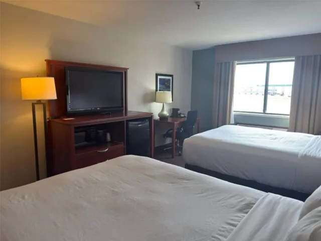 Room, 2 Queen Beds, Quality Inn & Suites Colby, KS 6/6