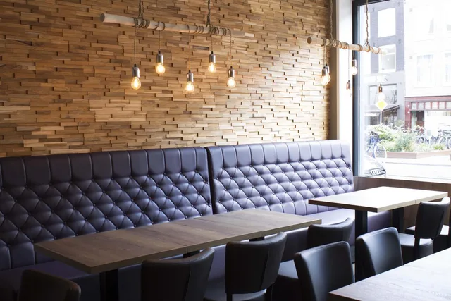 Basement، Melrose Hotel 1/1